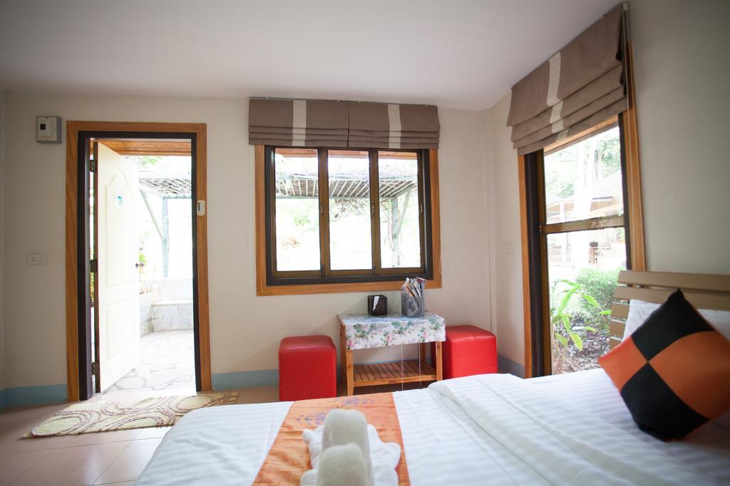 Dusit Talai Resort Nong Nam Daeng Exteriér fotografie