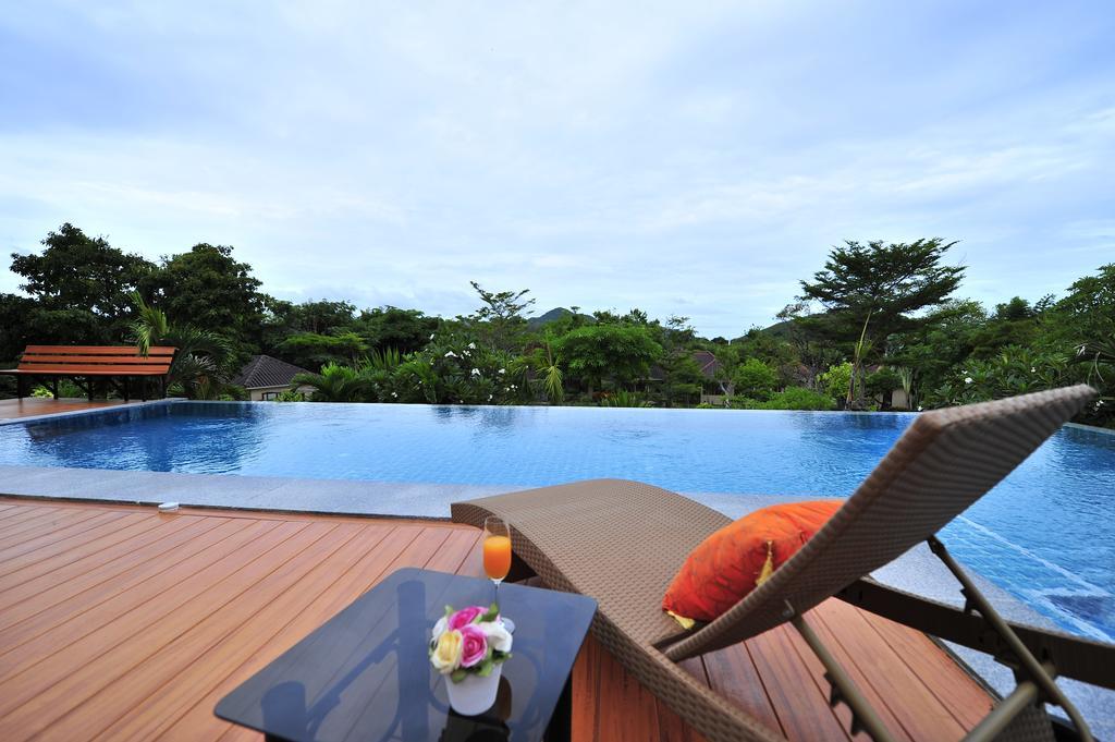 Dusit Talai Resort Nong Nam Daeng Exteriér fotografie