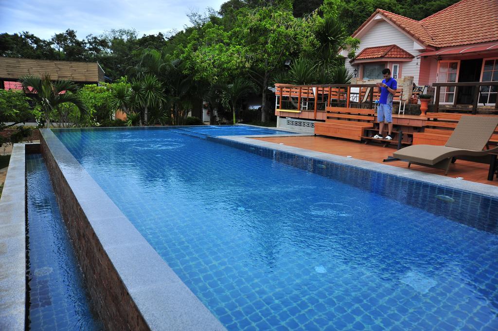 Dusit Talai Resort Nong Nam Daeng Exteriér fotografie